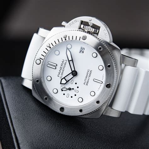 panerai luminor submersable|panerai submersible 42mm white dial.